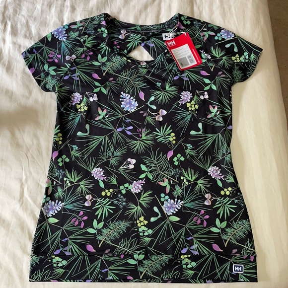 Helly Hansen women’s medium short sleeve T-shirt - Picture 1 of 3